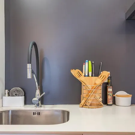 Lovely Charm House Downtown Near Metro With Ac Apartment *