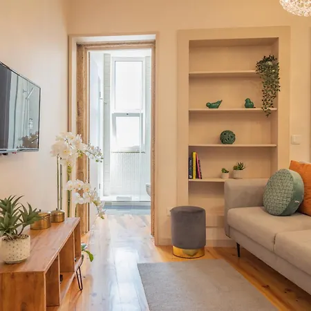 Lovely Charm House Downtown Near Metro With Ac Apartamento Porto