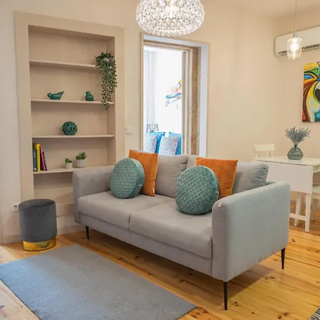 Apartamento Lovely Charm House Downtown Near Metro With Ac